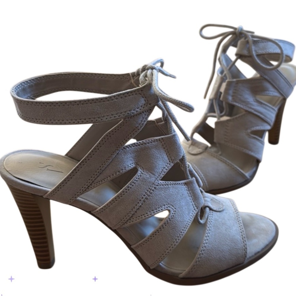VERA WANG STRAPPY TAUPE FAUX SUEDE 3.5” STILETTO HEEL SEXY SANDALS SZ 7
